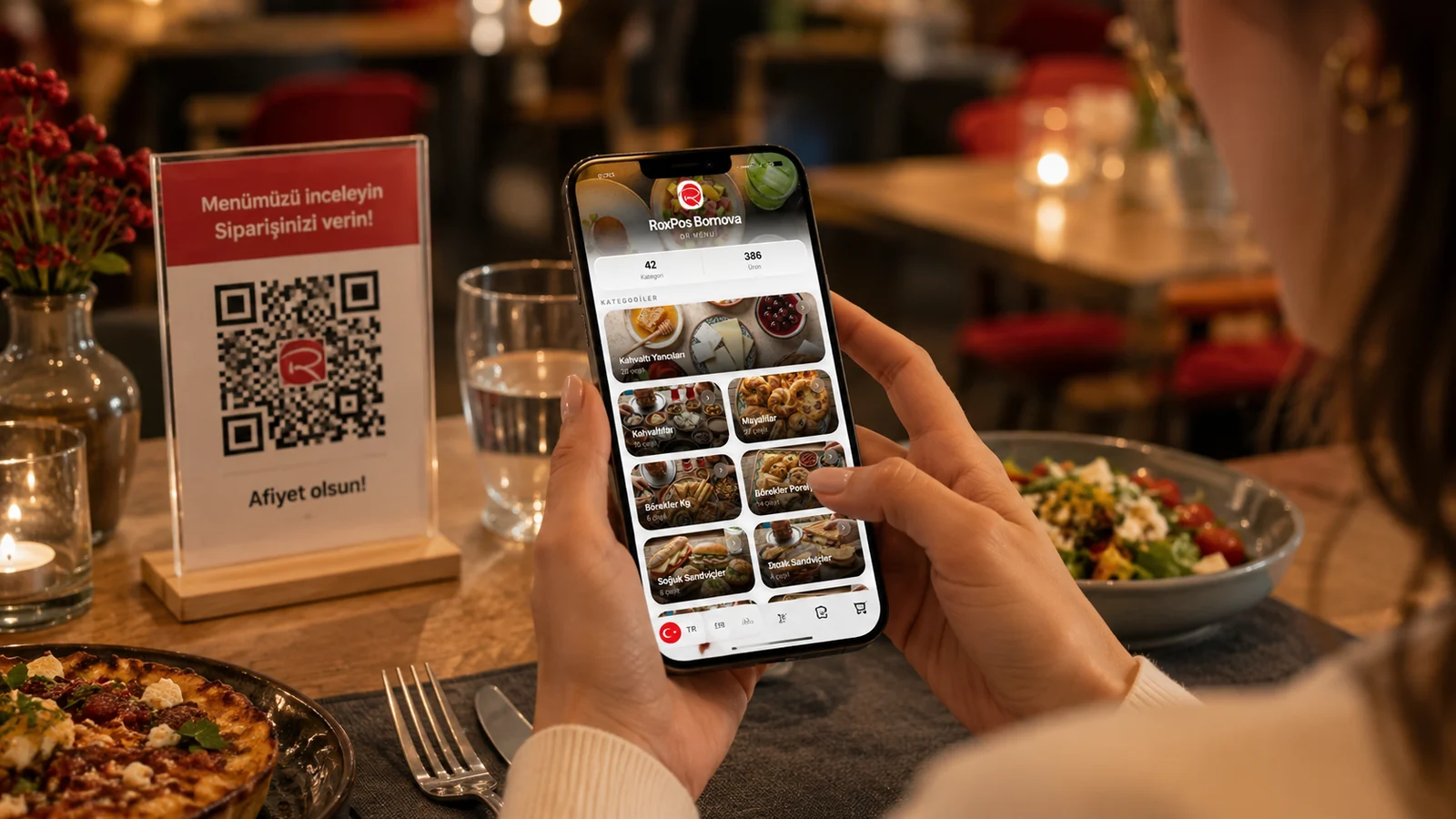 Schermata del menu QR ROXQR su un telefono